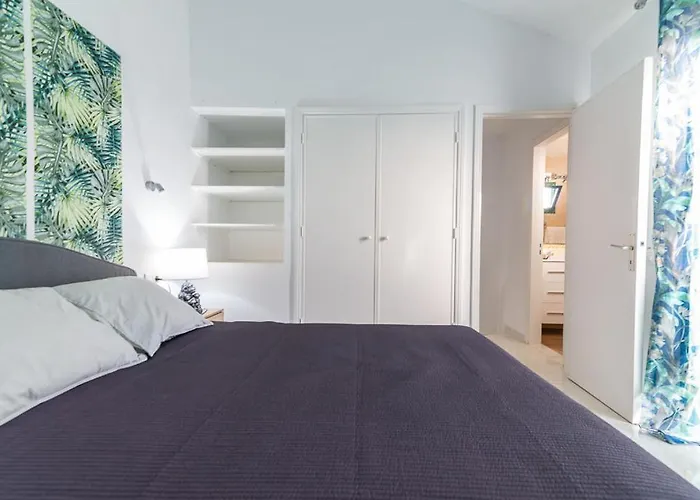 Deluxe Duplex Private Parking شقة ماسبالوماس