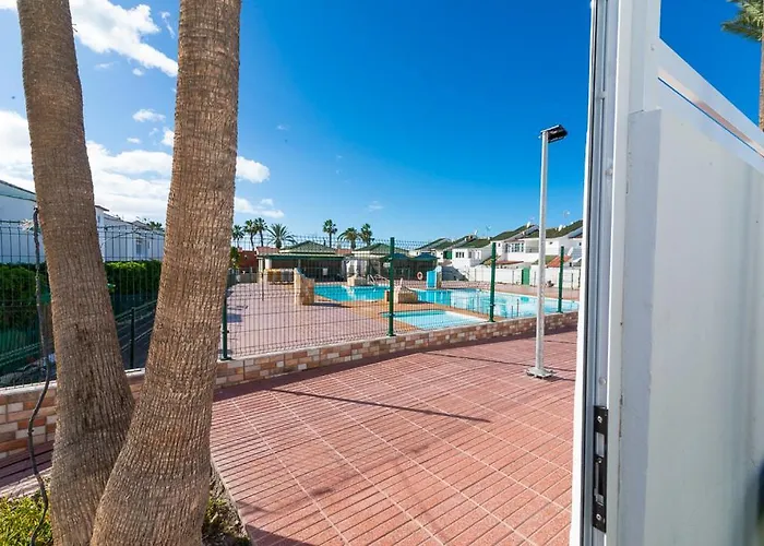 Deluxe Duplex Private Parking شقة *